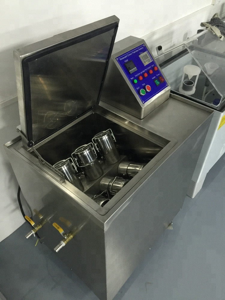 Testeur dynamique d'imperméabilité à eau pour fil de coton